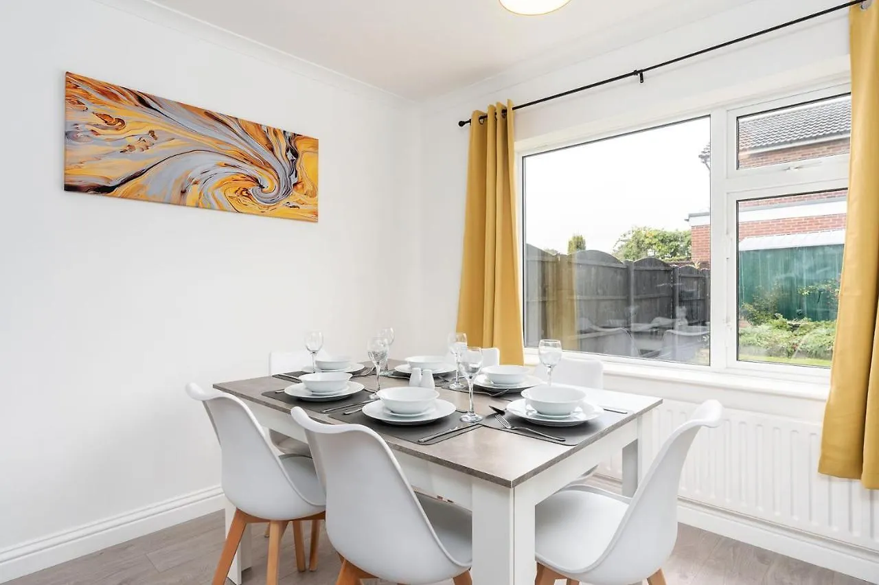 Dom wakacyjny Spacious Modern Home In Sheffield Todwick Wielka Brytania