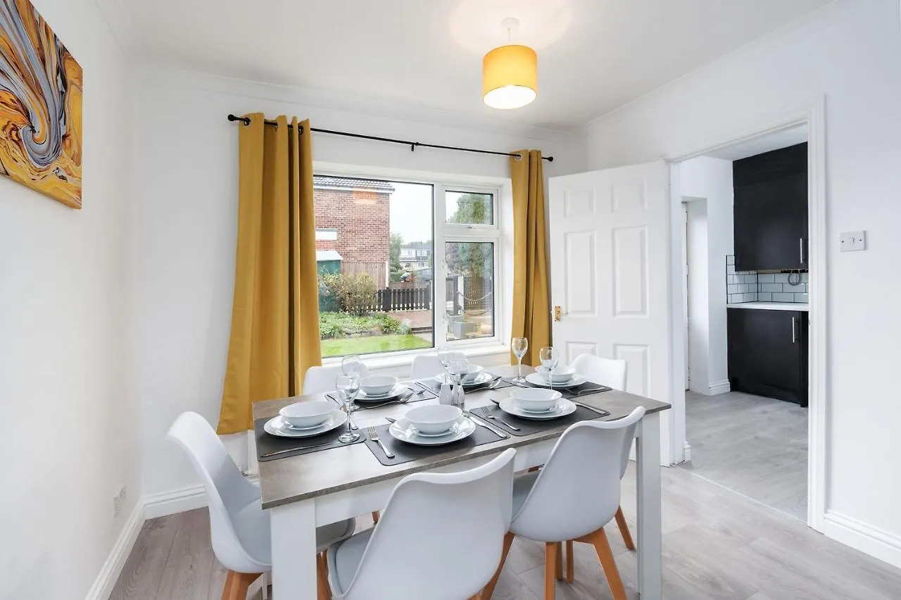 Spacious Modern Home In Sheffield Todwick Dom wakacyjny