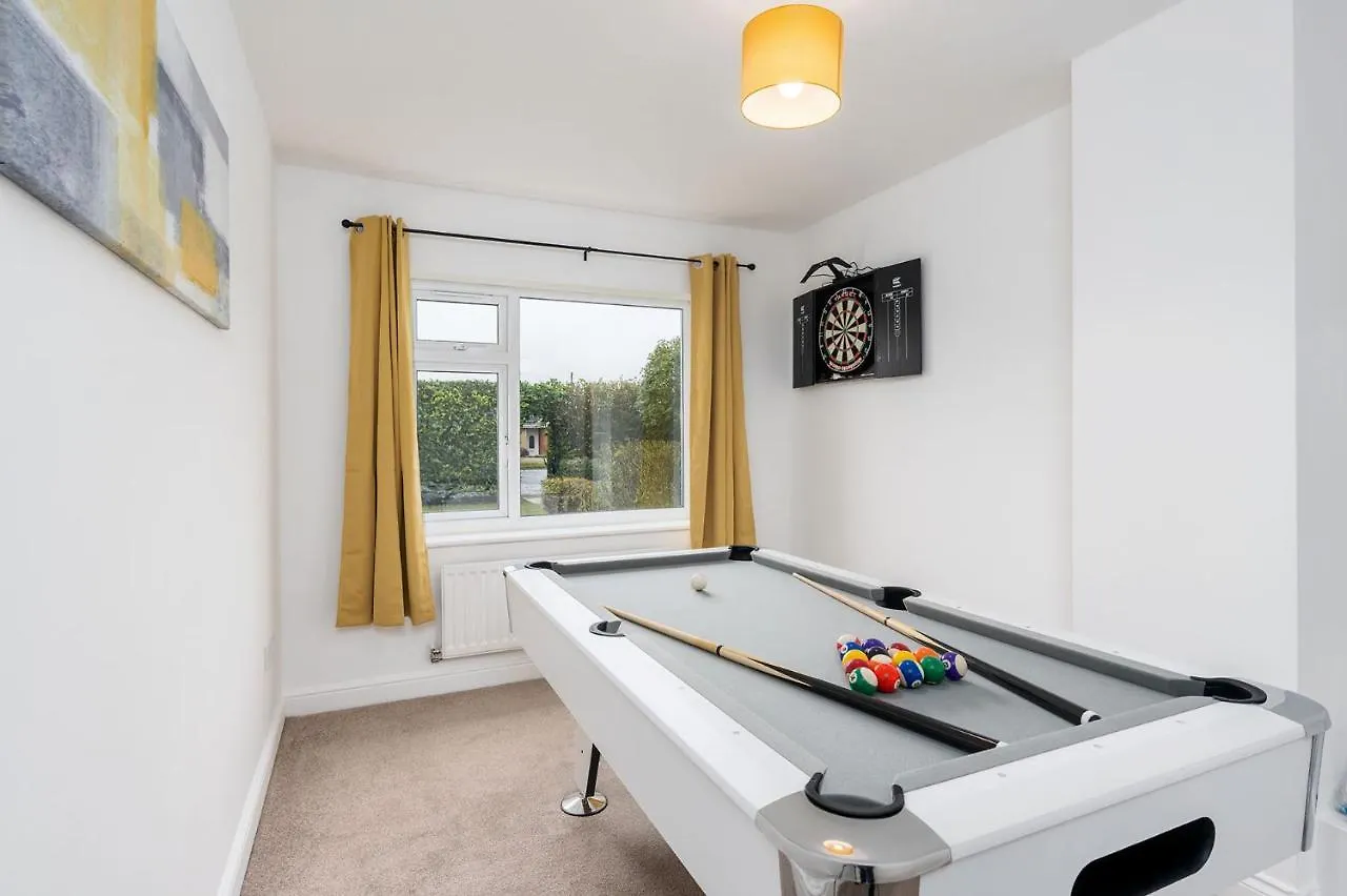 Dom wakacyjny Spacious Modern Home In Sheffield Todwick Wielka Brytania